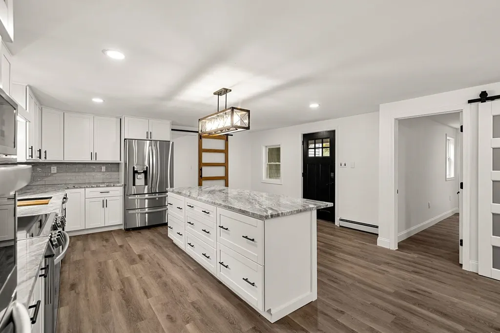 200 Mountain Road Weare NH 03281