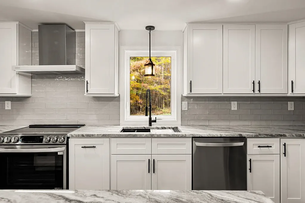 200 Mountain Road Weare NH 03281