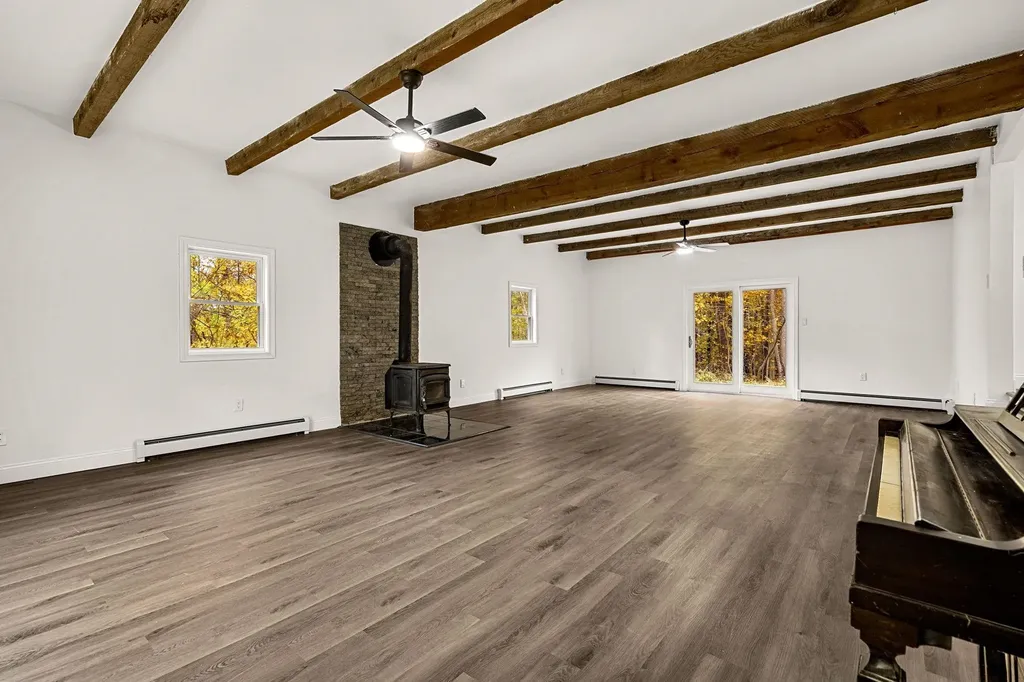 200 Mountain Road Weare NH 03281