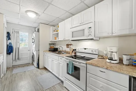 73 W Main Street Hillsborough NH 03244