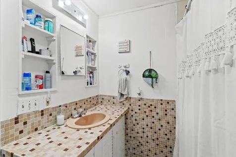 73 W Main Street Hillsborough NH 03244