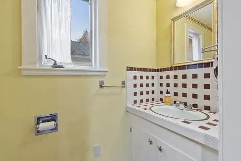 42 Old Keene Road Walpole NH 03608