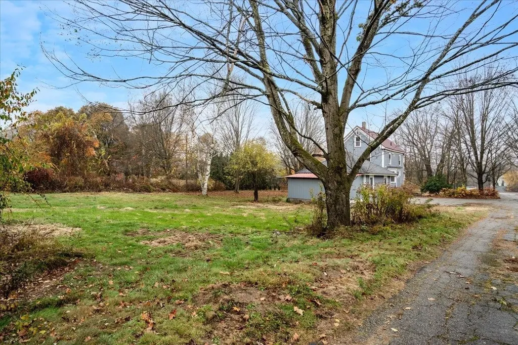 233 Pembroke Street Pembroke NH 03275