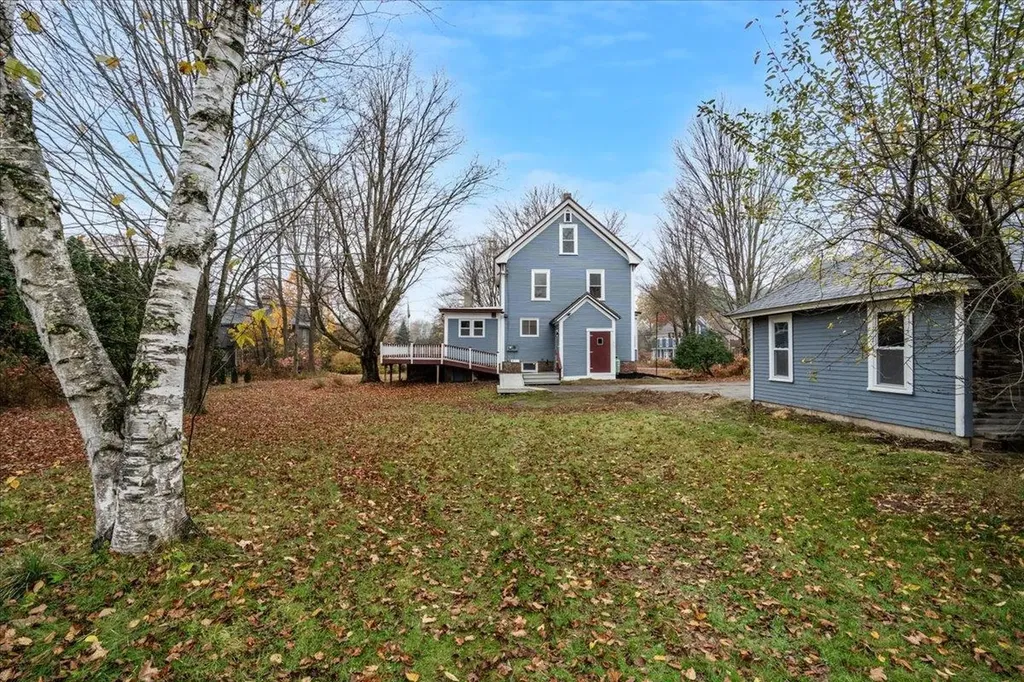 233 Pembroke Street Pembroke NH 03275