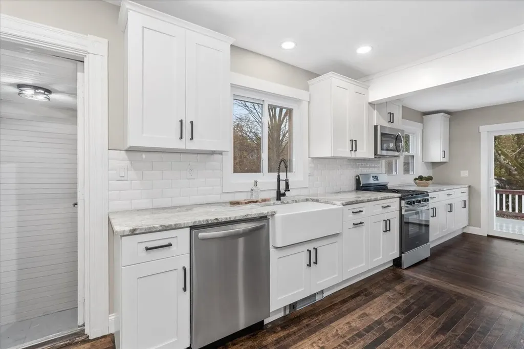 233 Pembroke Street Pembroke NH 03275