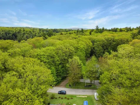 000 Pocumtuck Way Gilmanton NH 03237