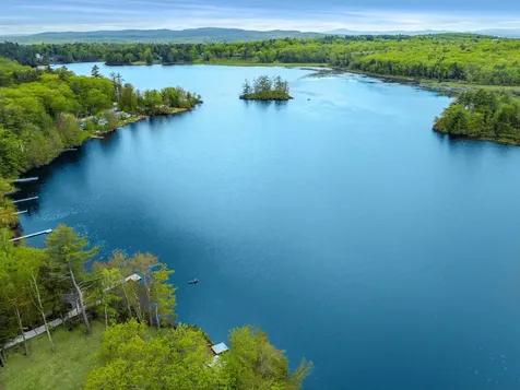 000 Pocumtuck Way Gilmanton NH 03237