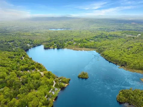 000 Pocumtuck Way Gilmanton NH 03237