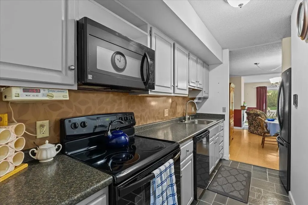 413 Locust Hill Shelburne VT 05482