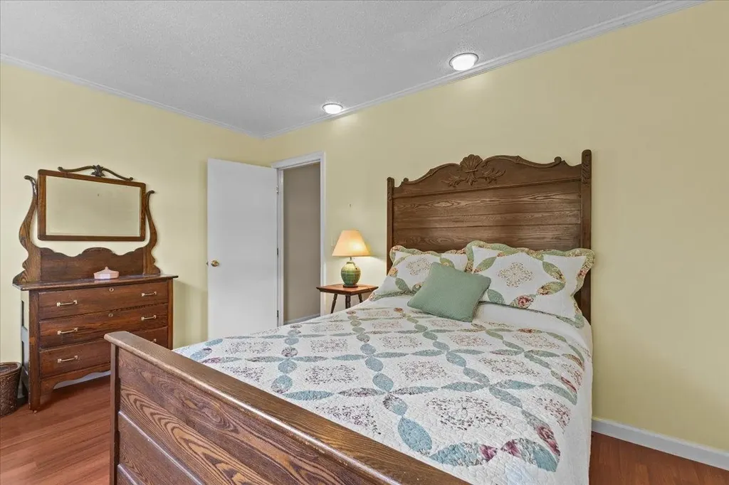 413 Locust Hill Shelburne VT 05482