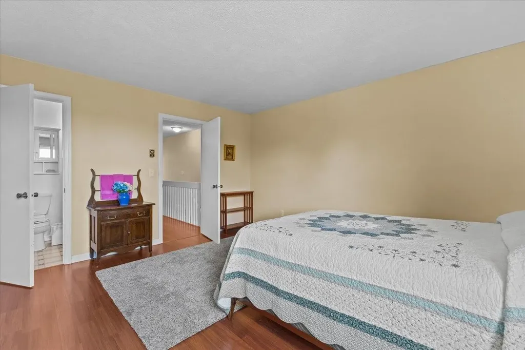 413 Locust Hill Shelburne VT 05482