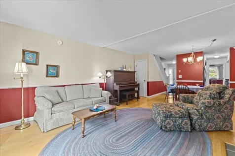 413 Locust Hill Shelburne VT 05482