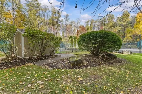 413 Locust Hill Shelburne VT 05482