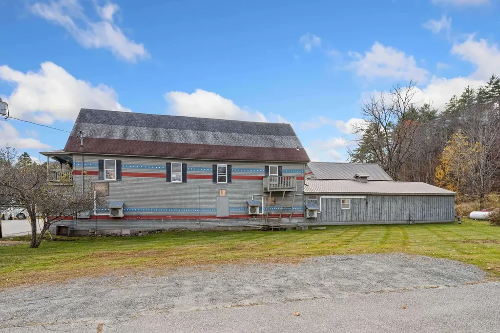 23 Main Street Wardsboro VT 05355