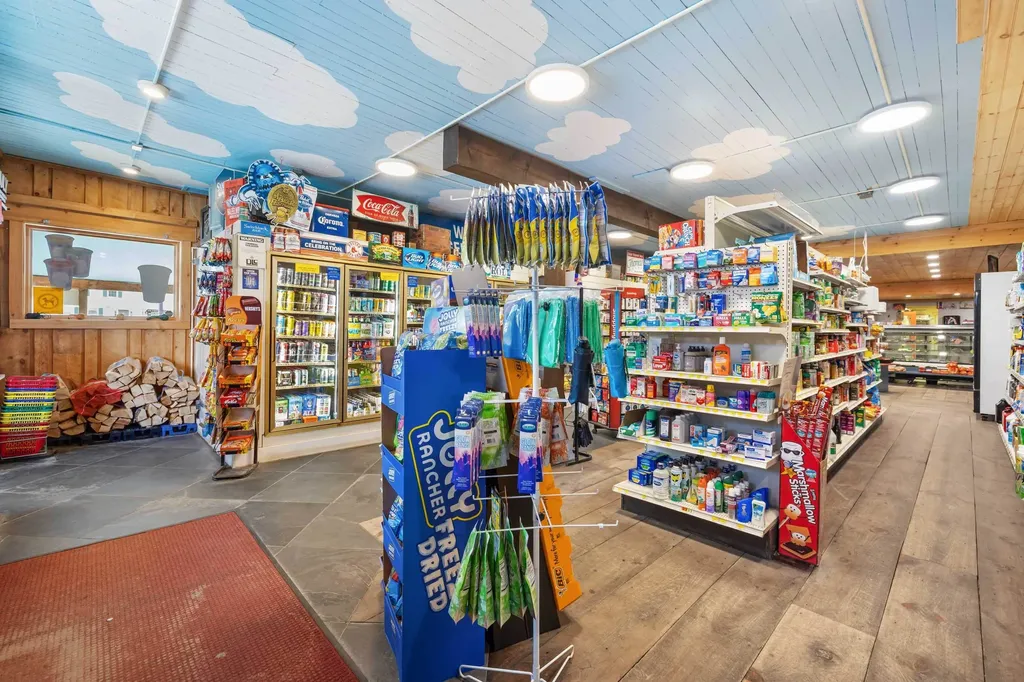 23 Main Street Wardsboro VT 05355