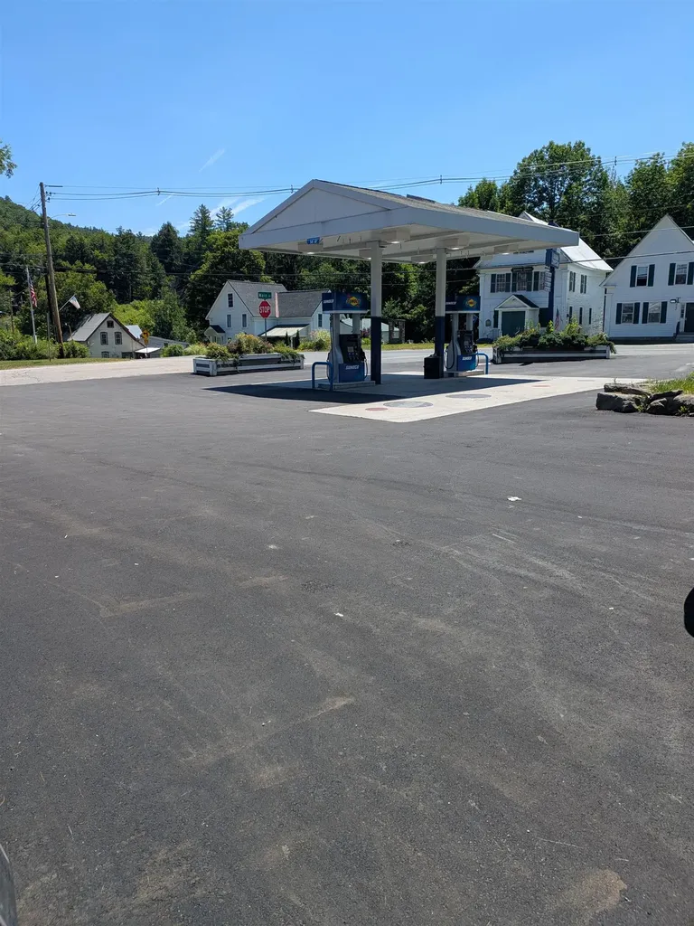 23 Main Street Wardsboro VT 05355