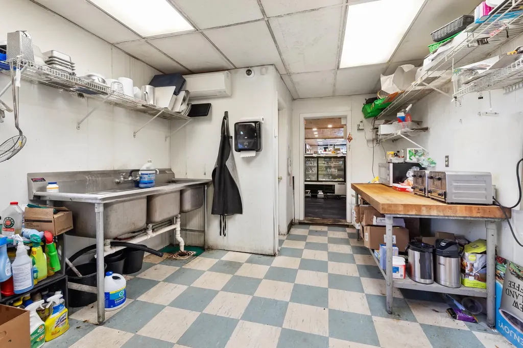 23 Main Street Wardsboro VT 05355