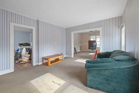 23 Main Street Wardsboro VT 05355