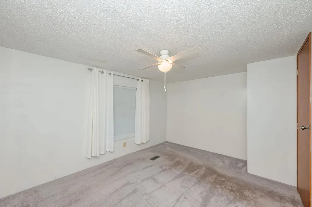 85 Princeton Street Newmarket NH 03857