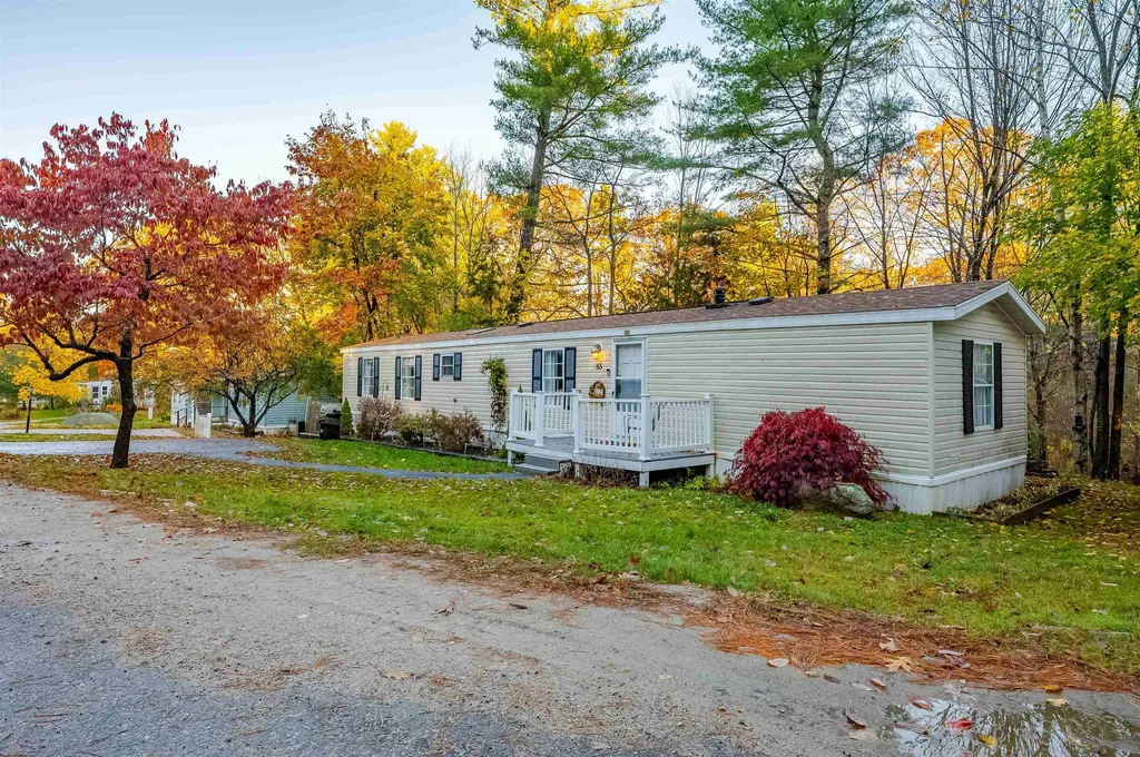 85 Princeton Street Newmarket NH 03857