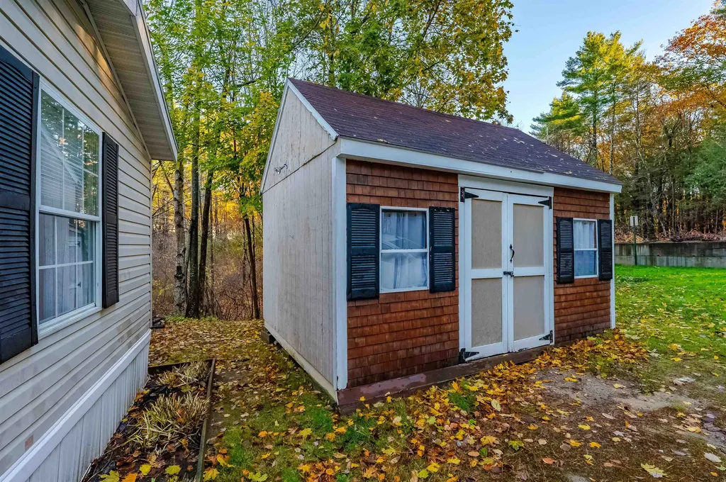 85 Princeton Street Newmarket NH 03857