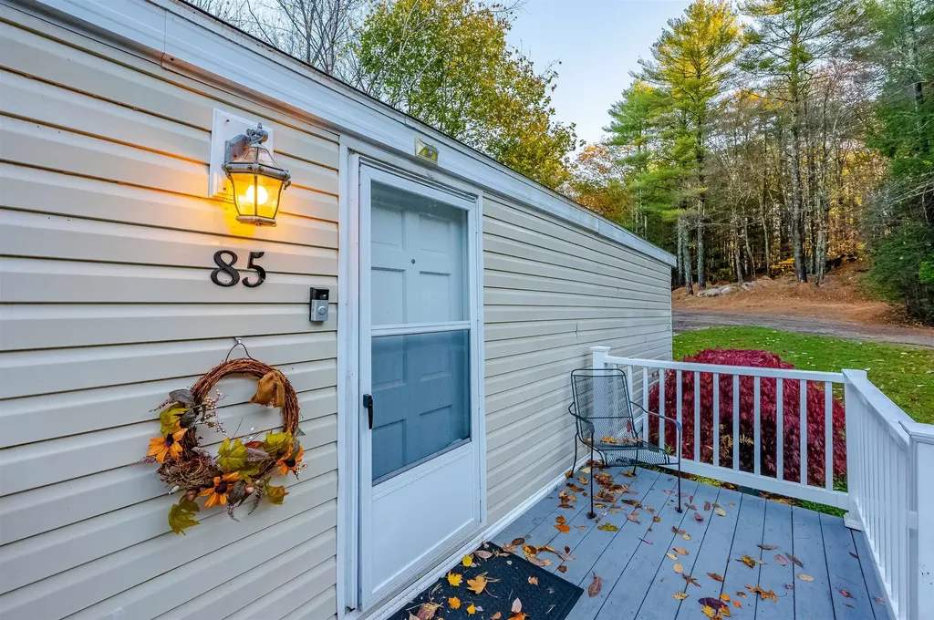 85 Princeton Street Newmarket NH 03857