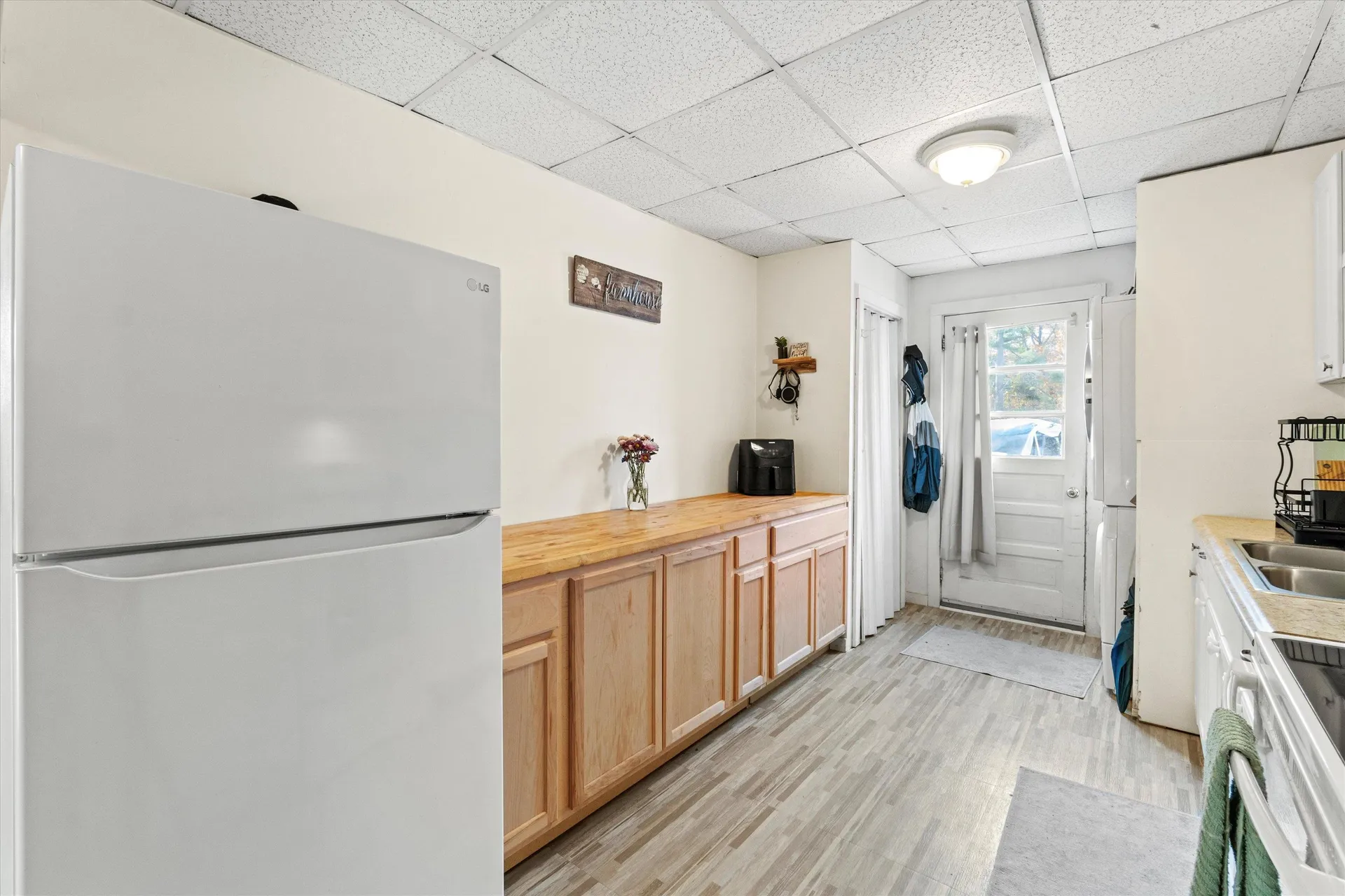 73 W Main Street Hillsborough NH 03244