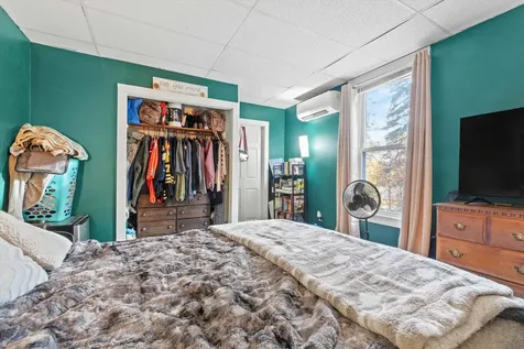 73 W Main Street Hillsborough NH 03244