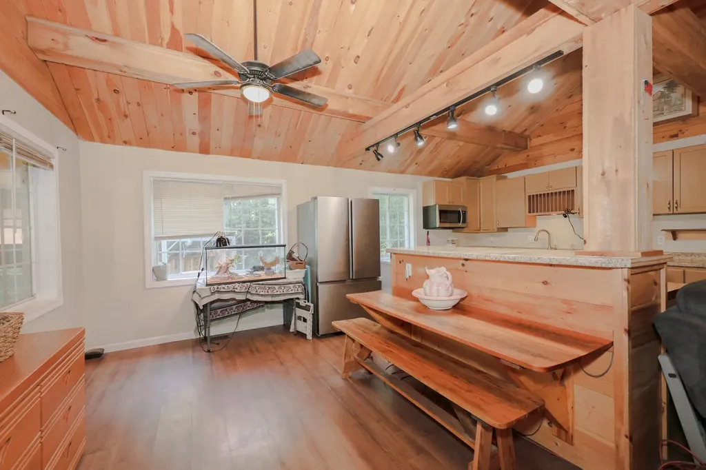 50 Pine Glen Road Hillsborough NH 03244