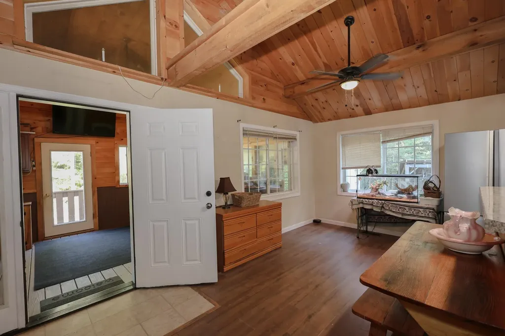 50 Pine Glen Road Hillsborough NH 03244