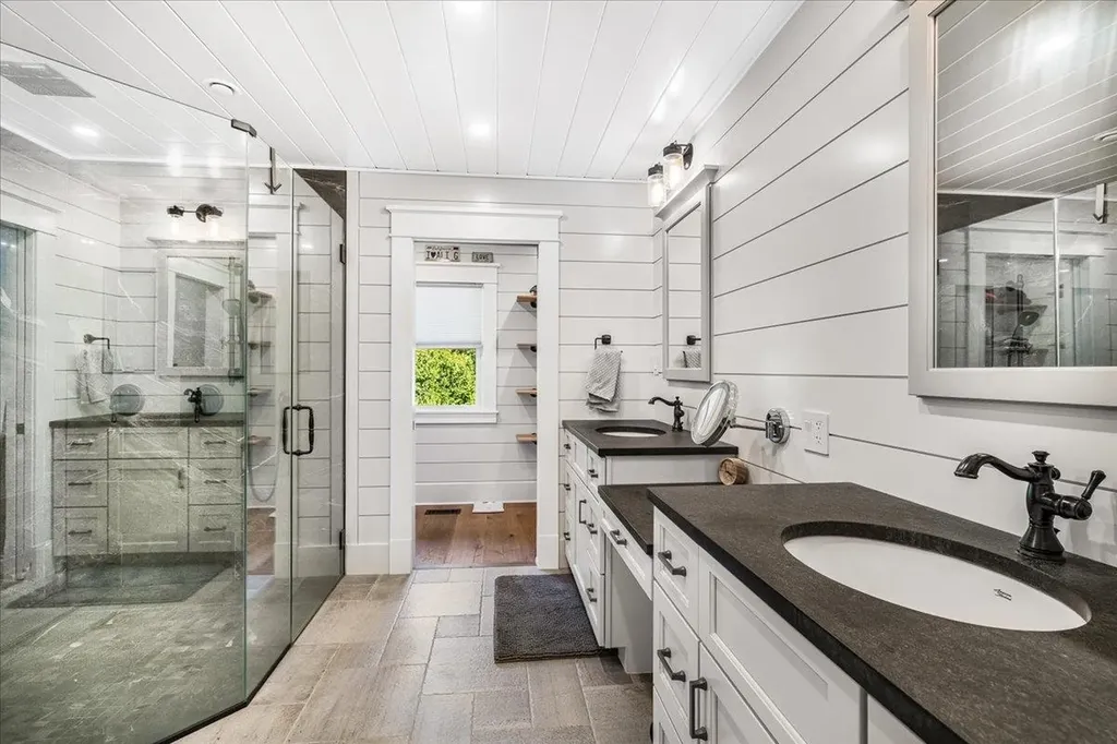 849 River Road Weare NH 03281