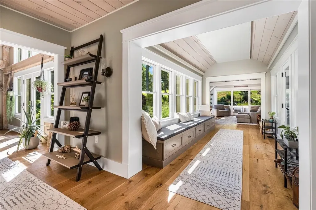 849 River Road Weare NH 03281