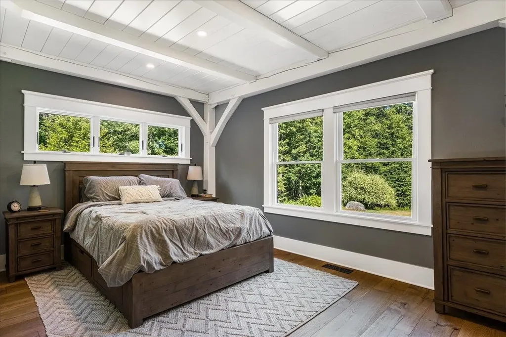 849 River Road Weare NH 03281