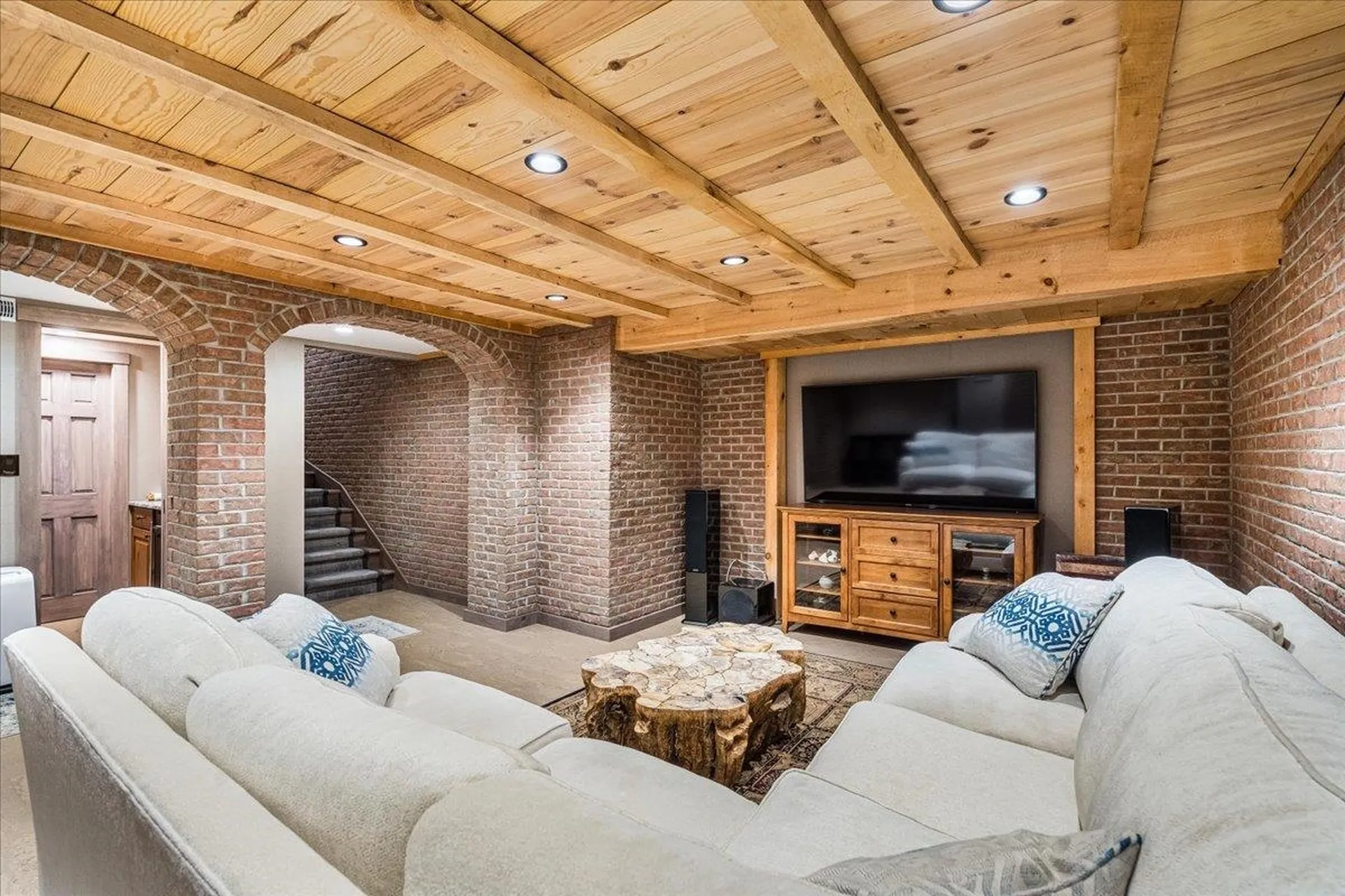 849 River Road Weare NH 03281