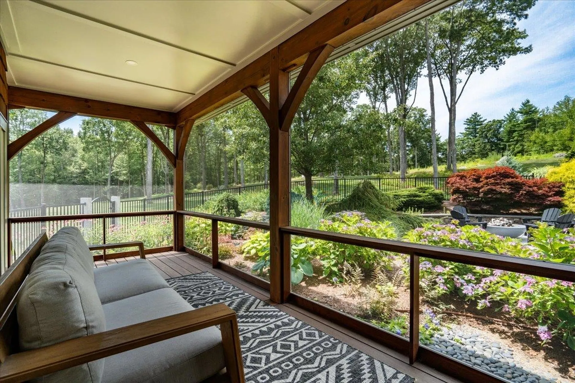 849 River Road Weare NH 03281