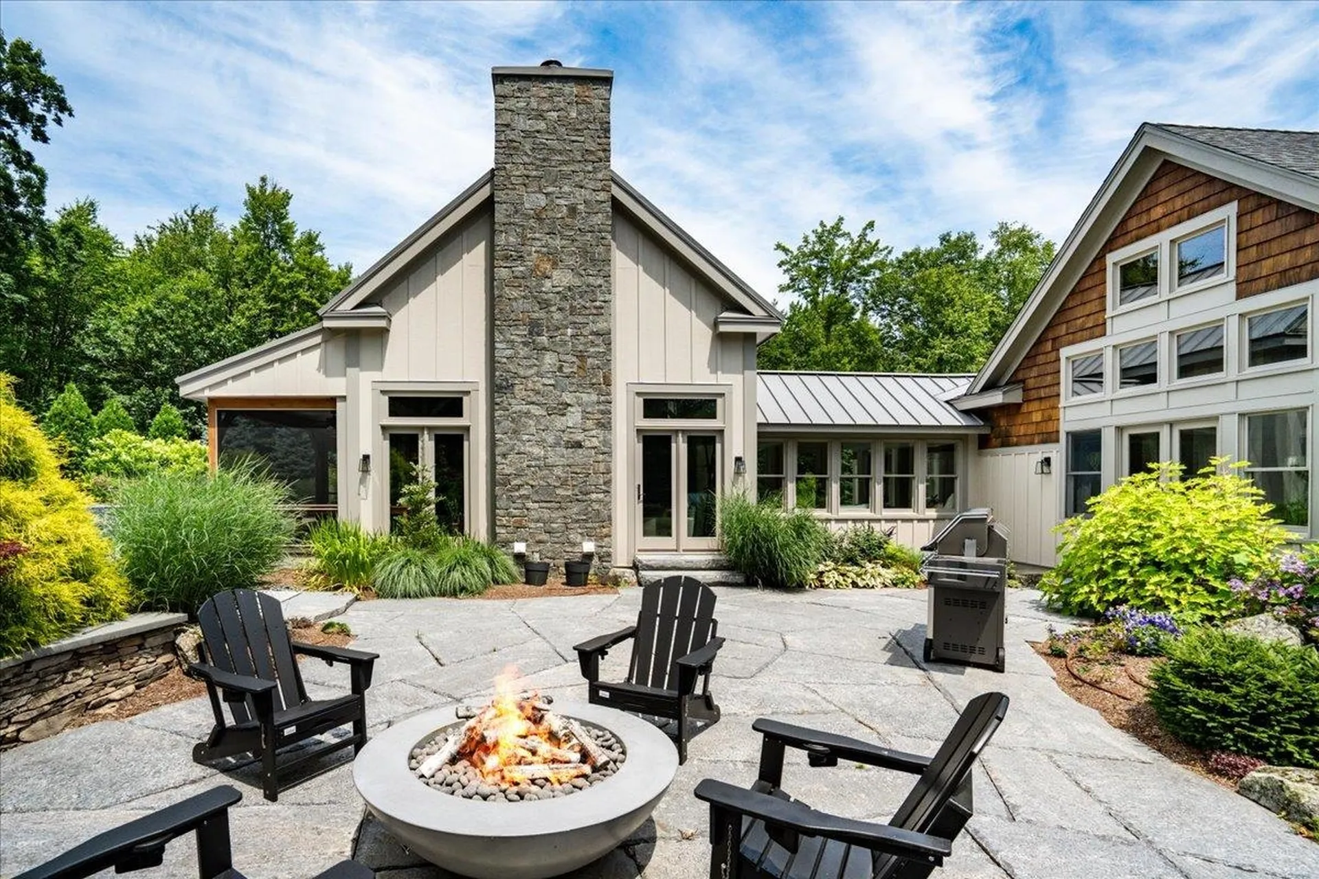 849 River Road Weare NH 03281