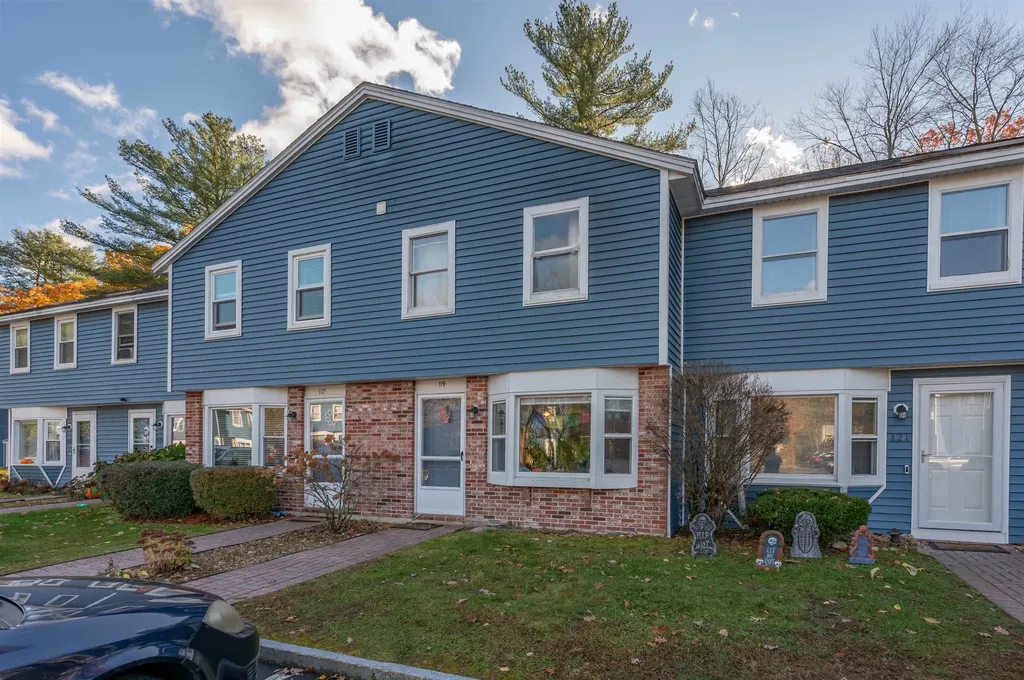 119 Stonegate Lane Derry NH 03038