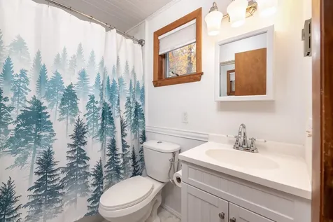 6 Cumberland Road Gilford NH 03249