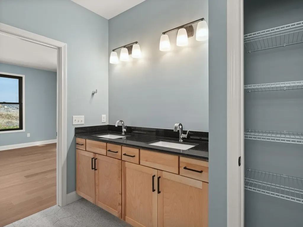 49 Daniel Drive South Burlington VT 05403