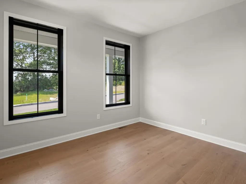 49 Daniel Drive South Burlington VT 05403