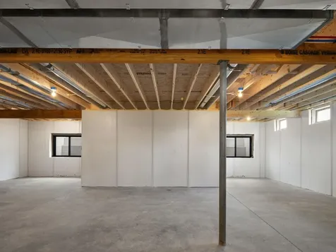 49 Daniel Drive South Burlington VT 05403