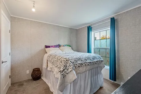 37 Avenue C Burlington VT 05408