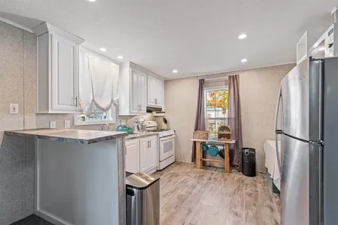 37 Avenue C Burlington VT 05408