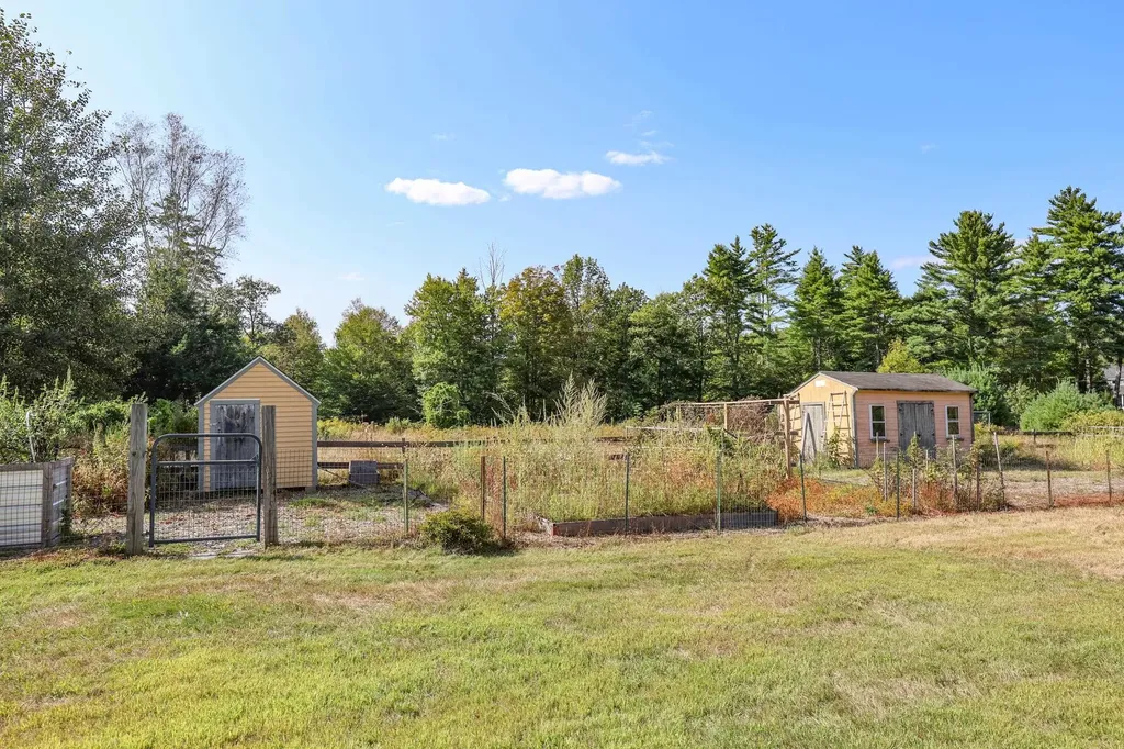 67 Candia Road Deerfield NH 03033