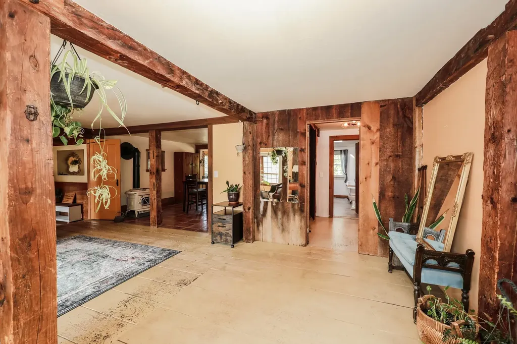 67 Candia Road Deerfield NH 03033