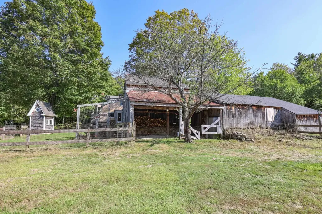 67 Candia Road Deerfield NH 03033