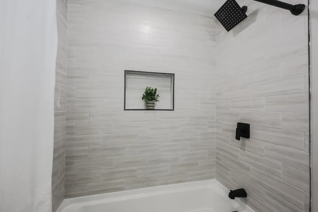 1 A Sheraton Drive Hudson NH 03051