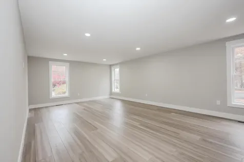 1 A Sheraton Drive Hudson NH 03051