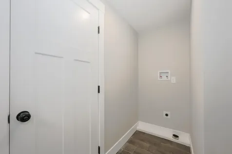 1 A Sheraton Drive Hudson NH 03051