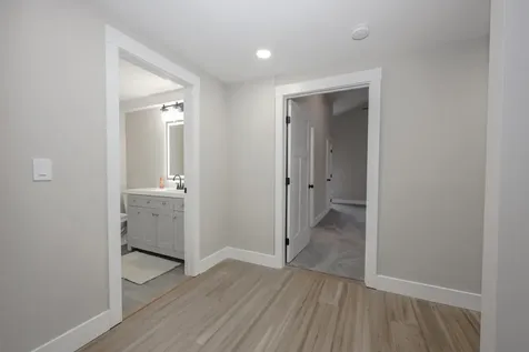 1 A Sheraton Drive Hudson NH 03051